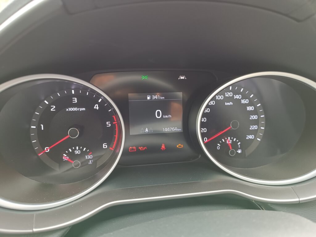 KIA Ceed SW 1,6 CRDi SCR ISG GRAU Kombi / Family Van